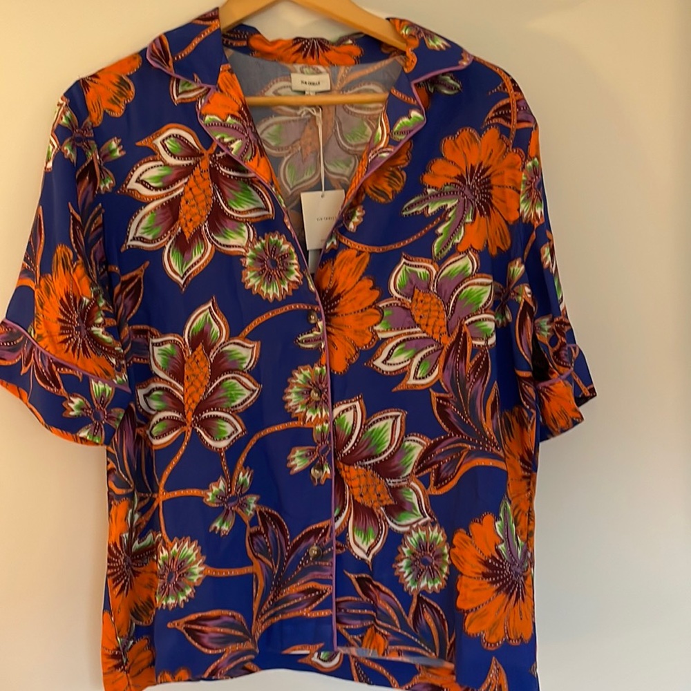 The Odells surf shirt